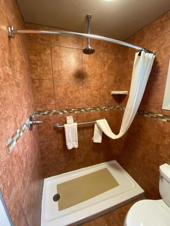Rainbow Inn Carrizozo Bagian luar foto
